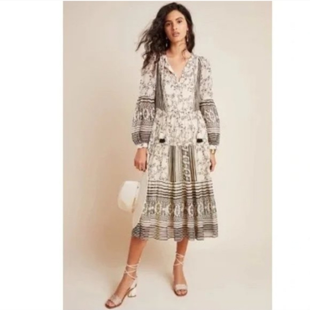 Anthropologie Talulah Tierrd Midi Dress
